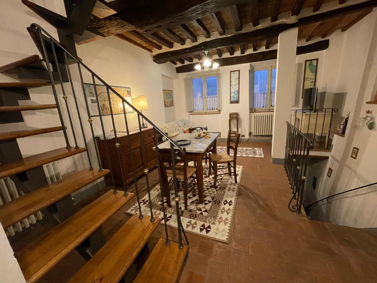 Pulcinella Appartamento Tipico Centro Storico Montepulciano Stazione Exteriör bild