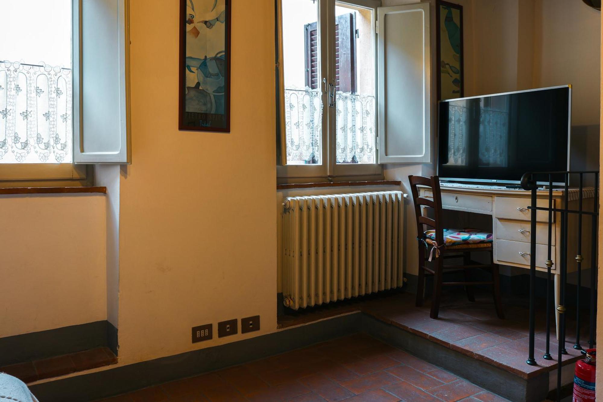 Pulcinella Appartamento Tipico Centro Storico Montepulciano Stazione Exteriör bild