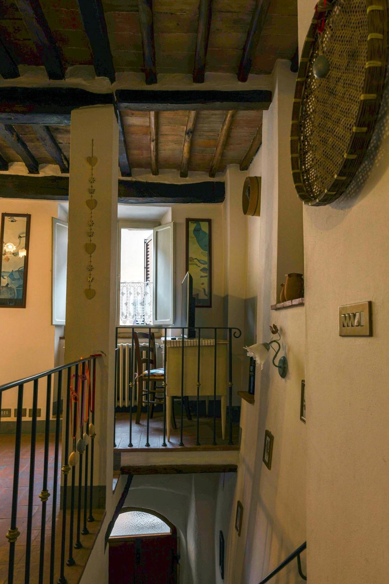 Pulcinella Appartamento Tipico Centro Storico Montepulciano Stazione Exteriör bild